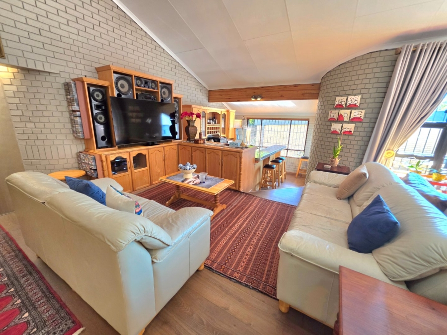 4 Bedroom Property for Sale in Panorama Free State
